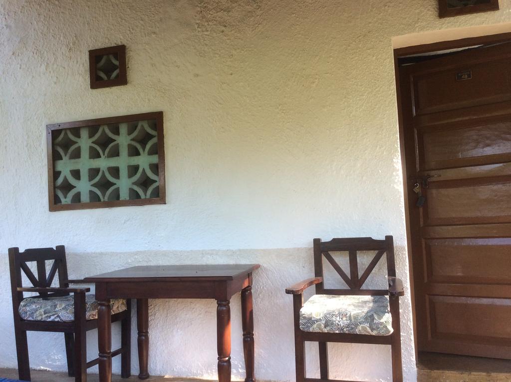 Diani Banda Cottages Диани Бийч Стая снимка